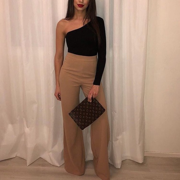 Cold Shoulder Ribbed Knit Bodysuit - Picture 2 of 6